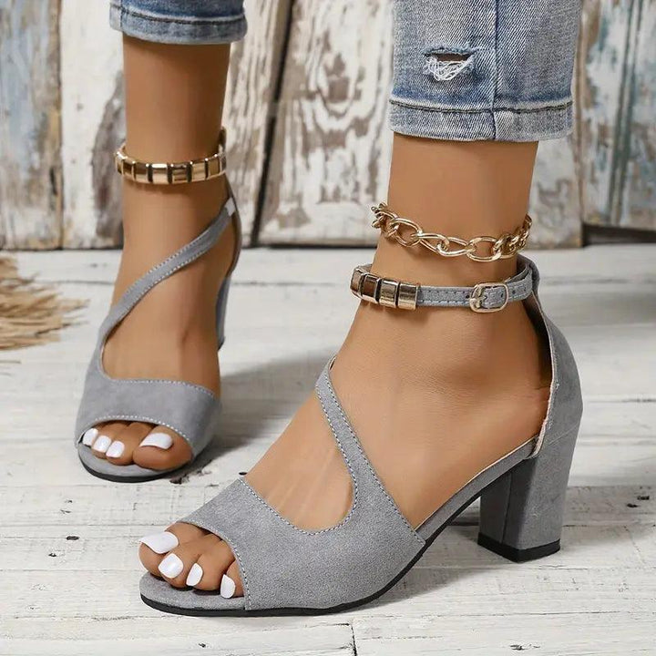 Isabella | Women's Retro Chunky Heel Ankle-Strap Sandals