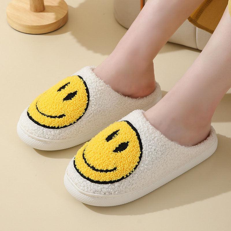 Dakot | Unisex Plush Smiley Face Slip-On Slippers