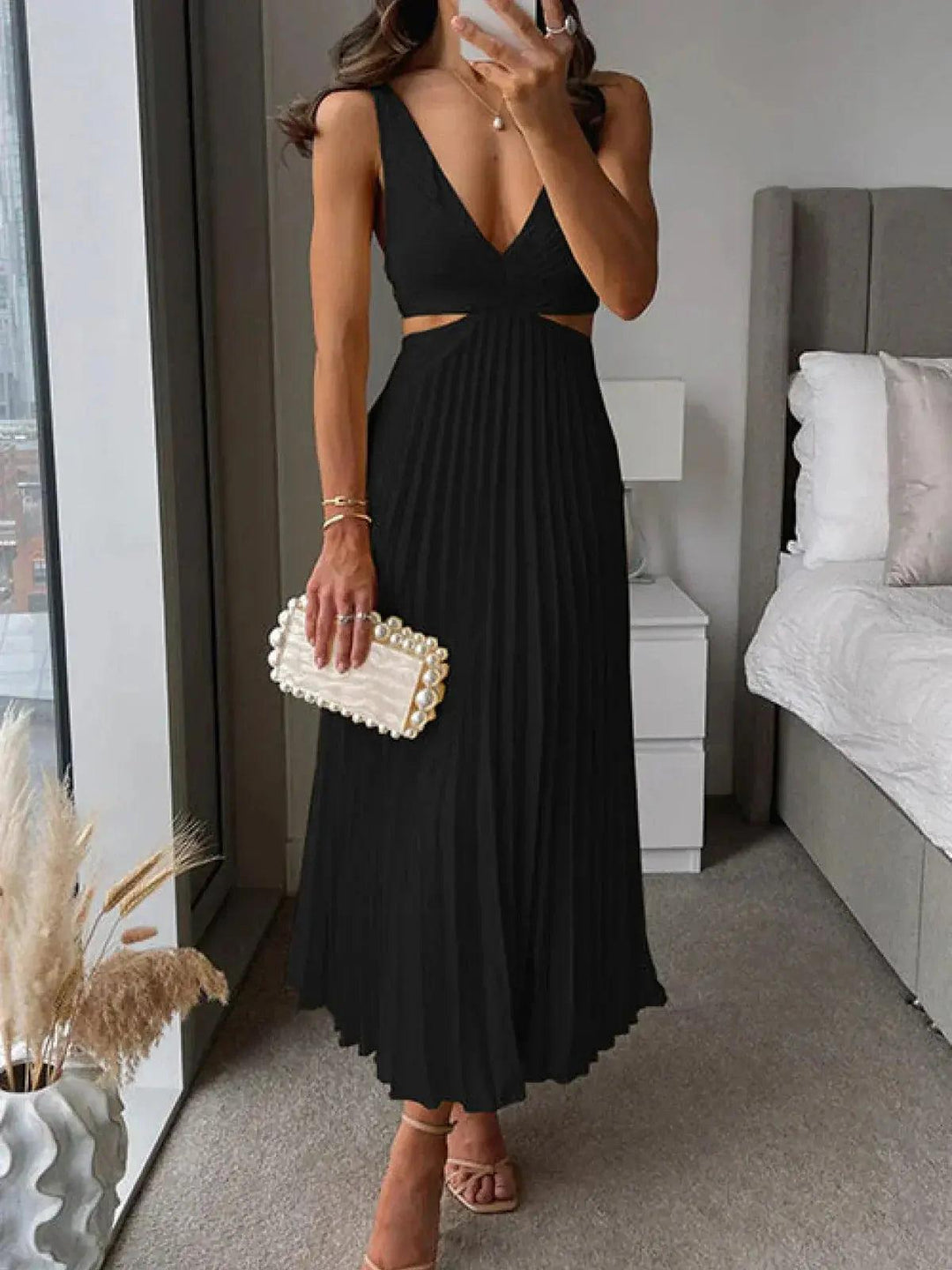 Women's Wedding Guest Pleated V Neck Cutout Midi Dress
